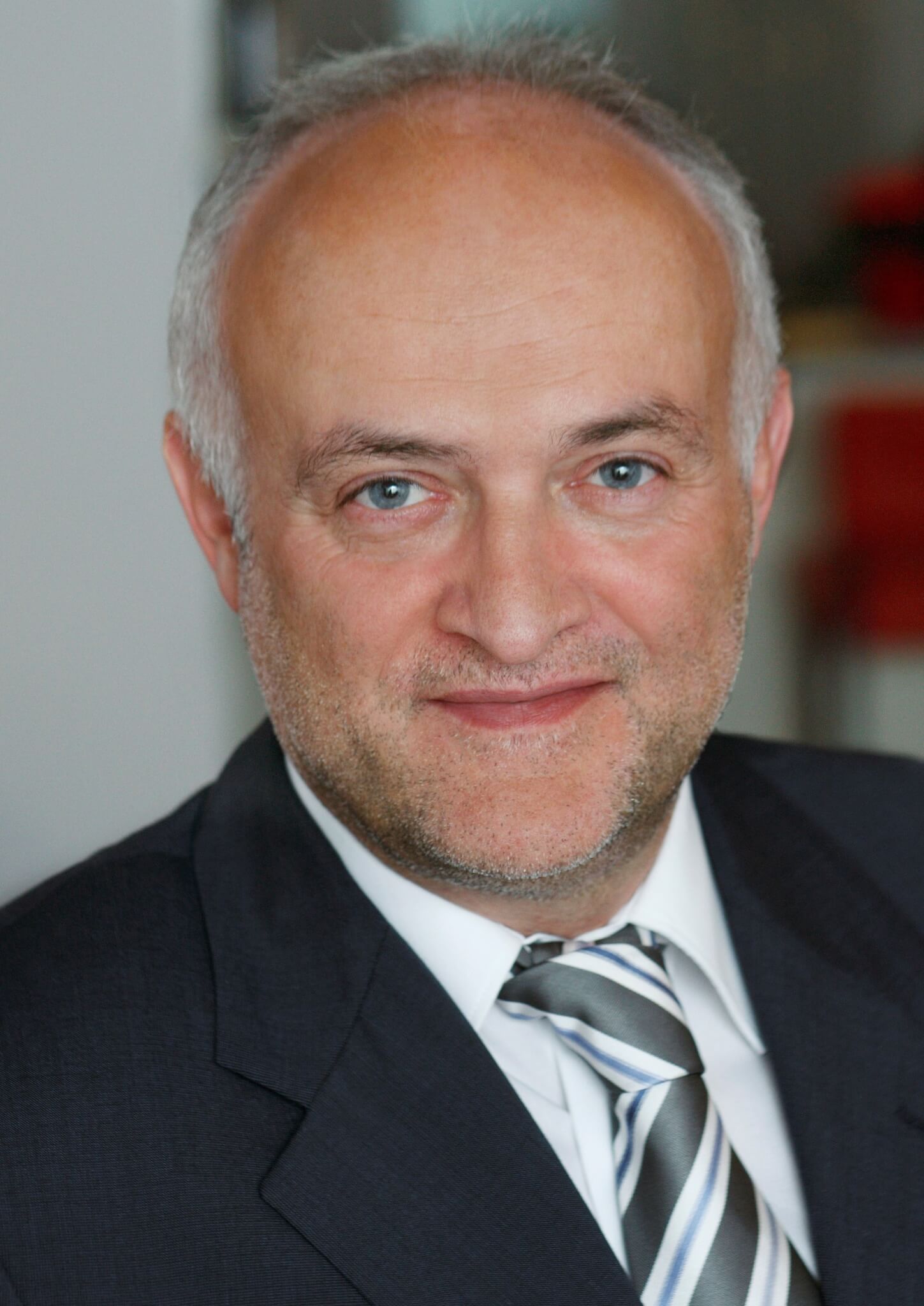 Rudolf_Schuetz_Hoch o. Schrift